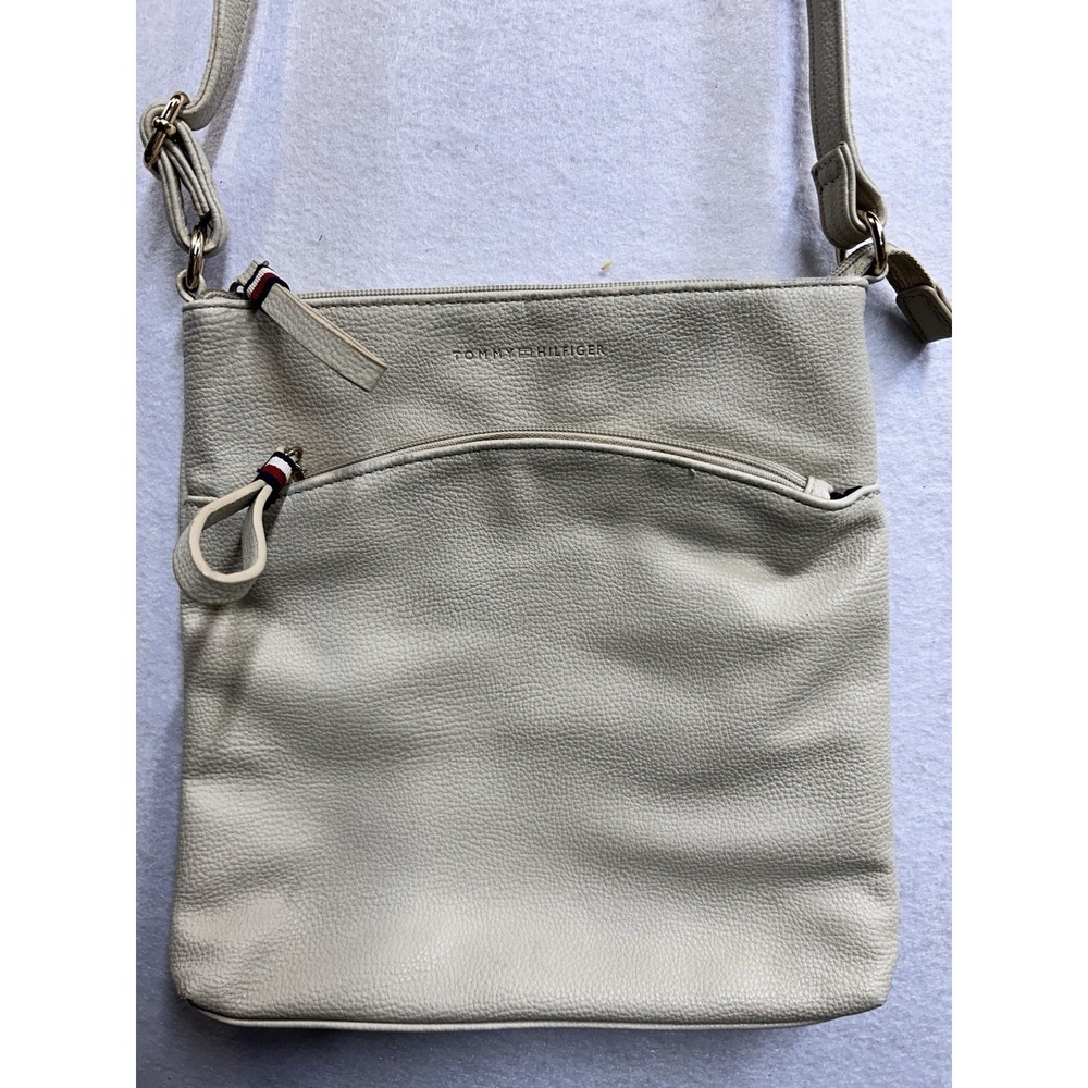 Tommy Hilfiger Beige Pebbled‎ Crossbody Bag Front Zip Pocket Gold Hardware